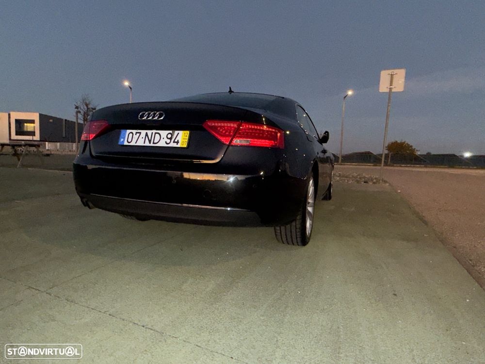 Audi A5 2.0 TDI Business Line Sport - 37
