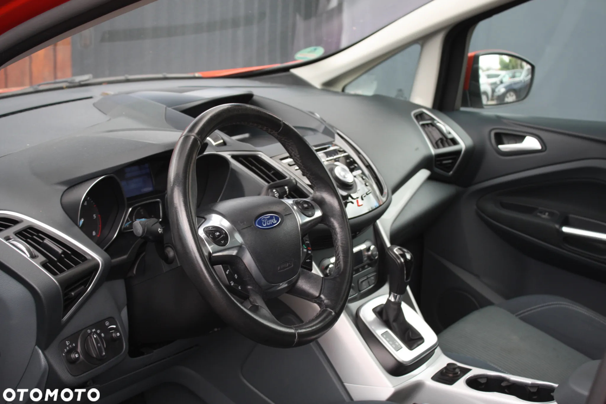 Ford C-MAX 2.0 TDCi Titanium - 6