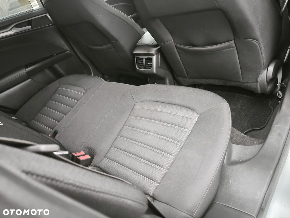 Ford Mondeo SW 2.0 TDCi Trend PowerShift - 6