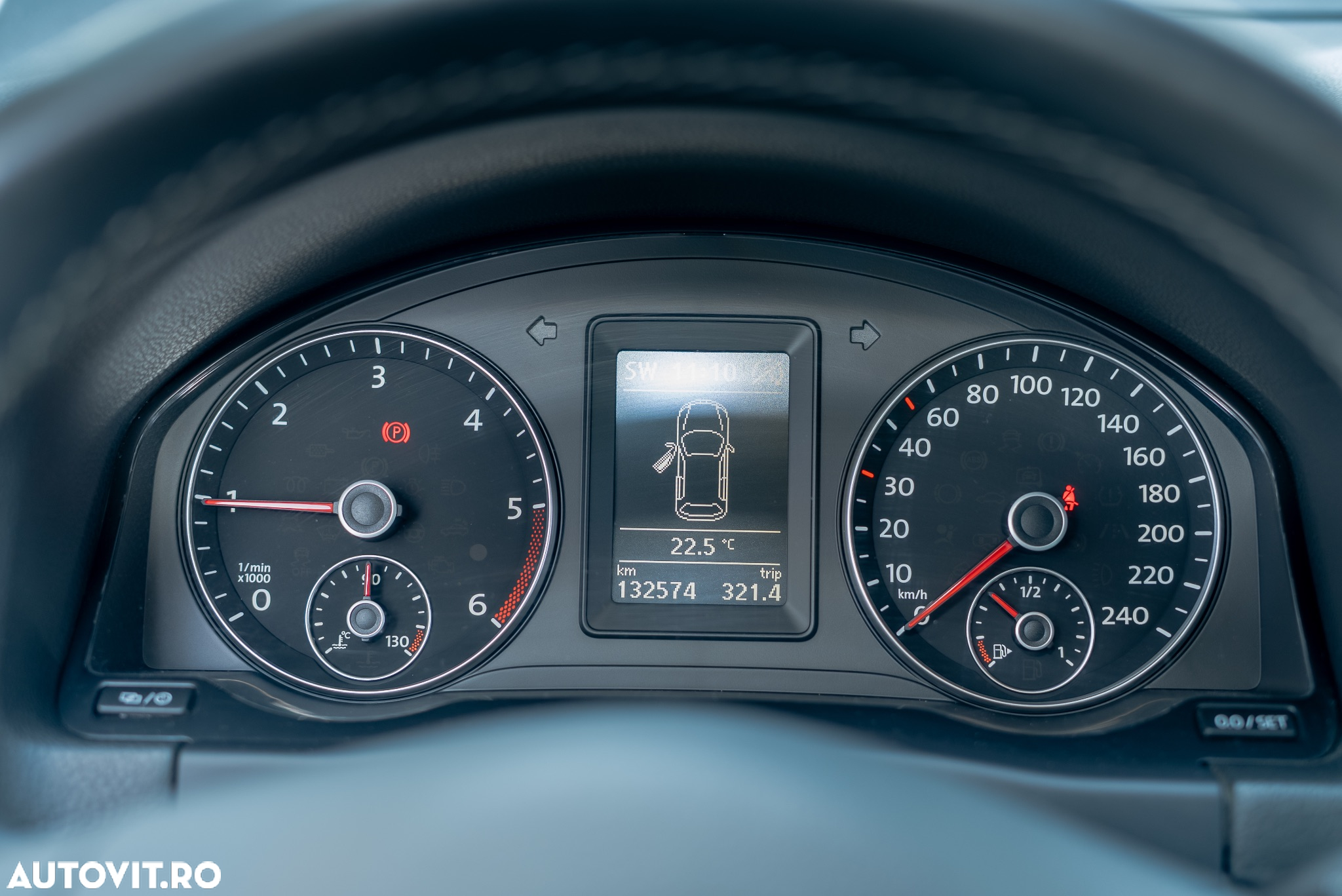 Volkswagen Golf Plus 1.6 TDI DPF Life - 11