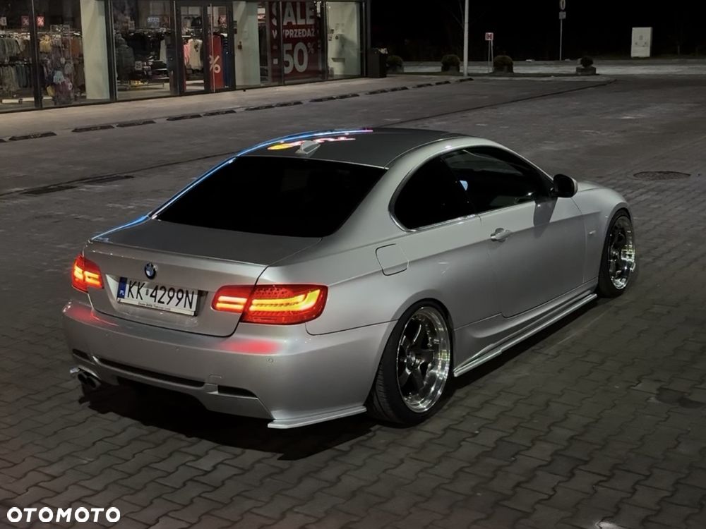 BMW Seria 3 330d M Sport Edition - 2