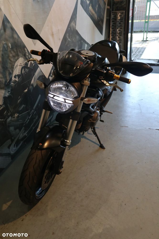 Ducati Monster - 5
