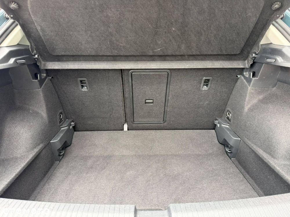 Volkswagen T-Roc 1.5 TSI Style DSG - 15