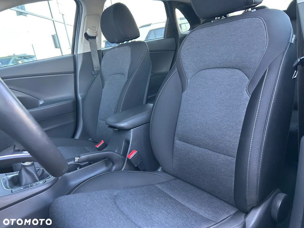 Hyundai i30 1.5 T-GDI 48V Smart - 12
