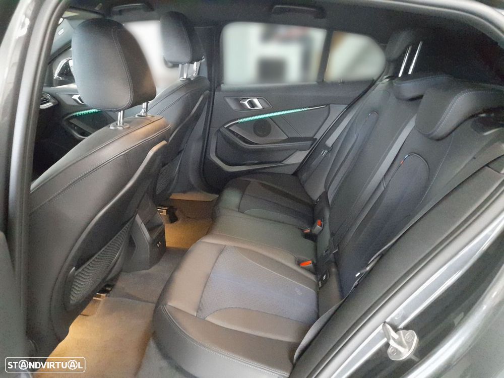 BMW 116 d Pack Desportivo M - 14
