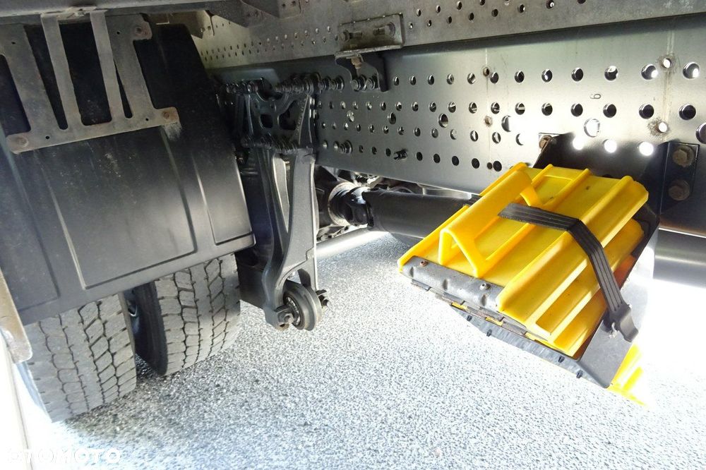 Mercedes-Benz Antos 1830 Euro6 kontener 21pal winda poduszki klima Sprowadzony - 24