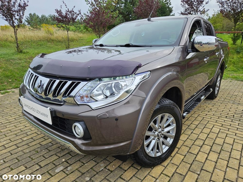 Mitsubishi L200 2.4 d DC Instyle Premiere Edition