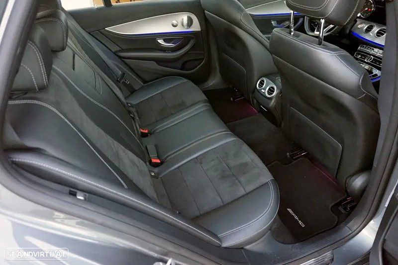 Mercedes-Benz E 220 d AMG designo - 8