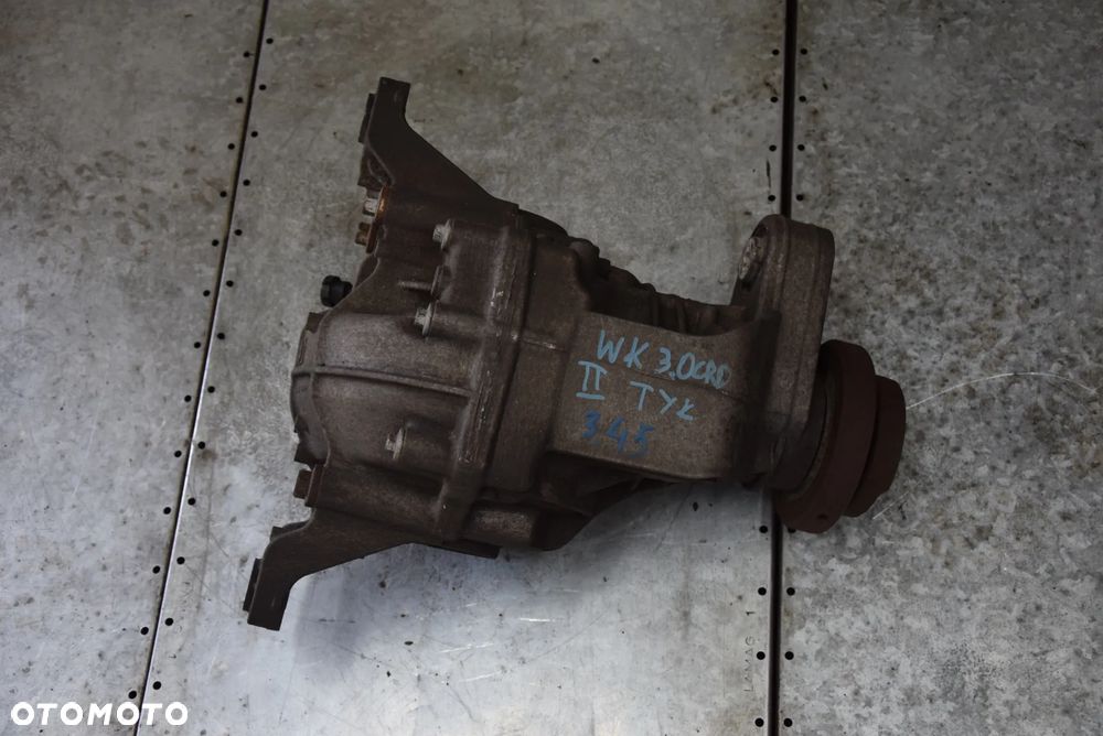 JEEP GRAND CHEROKEE WK2 3.0 CRD MOST TYŁ 3.45 - 1