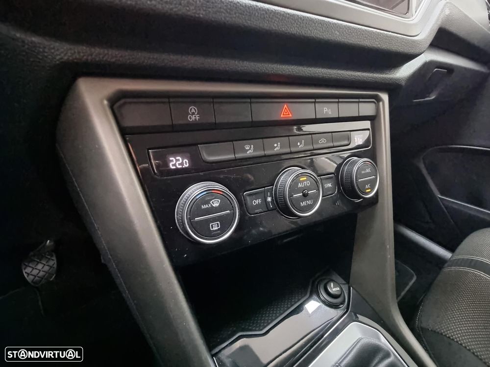 VW T-Roc 1.0 TSI Style - 36