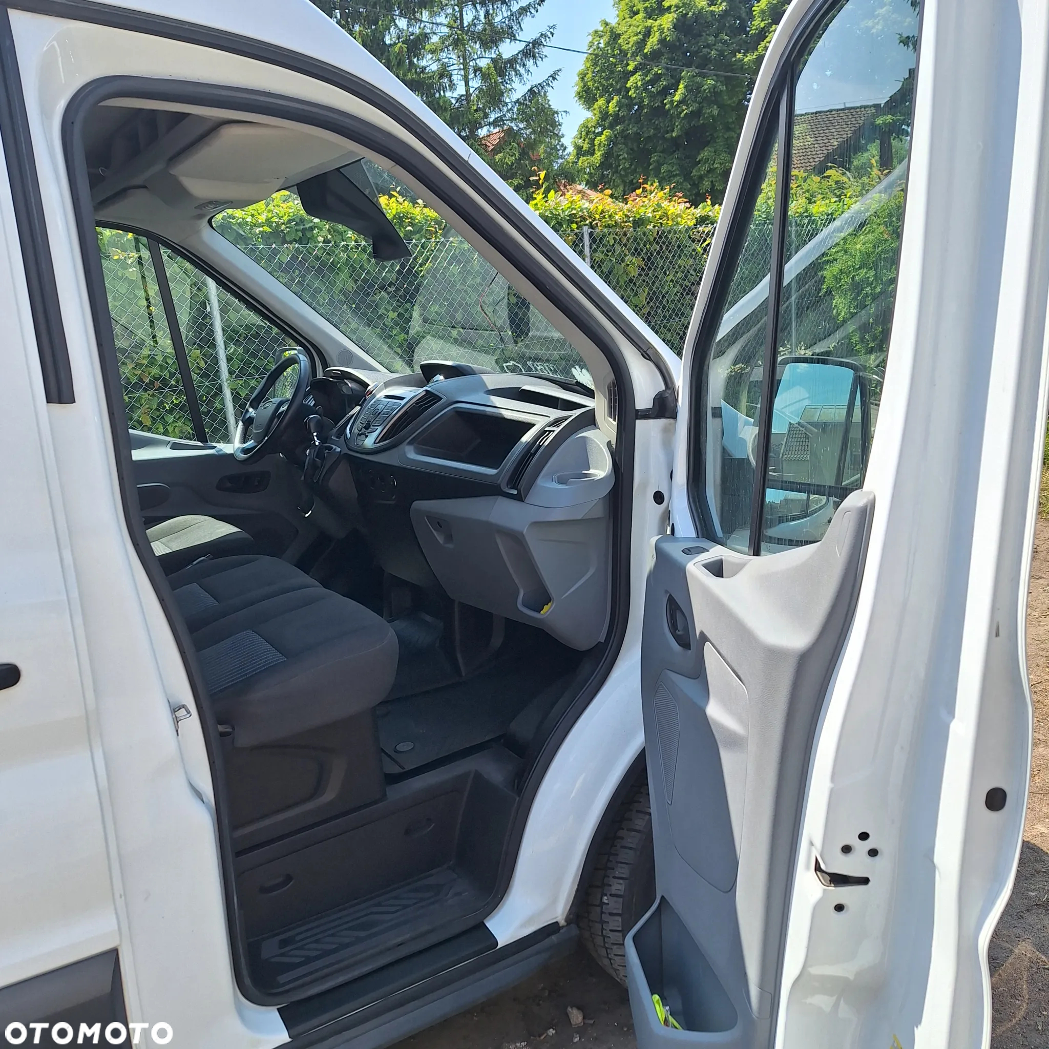 Ford Transit - 11