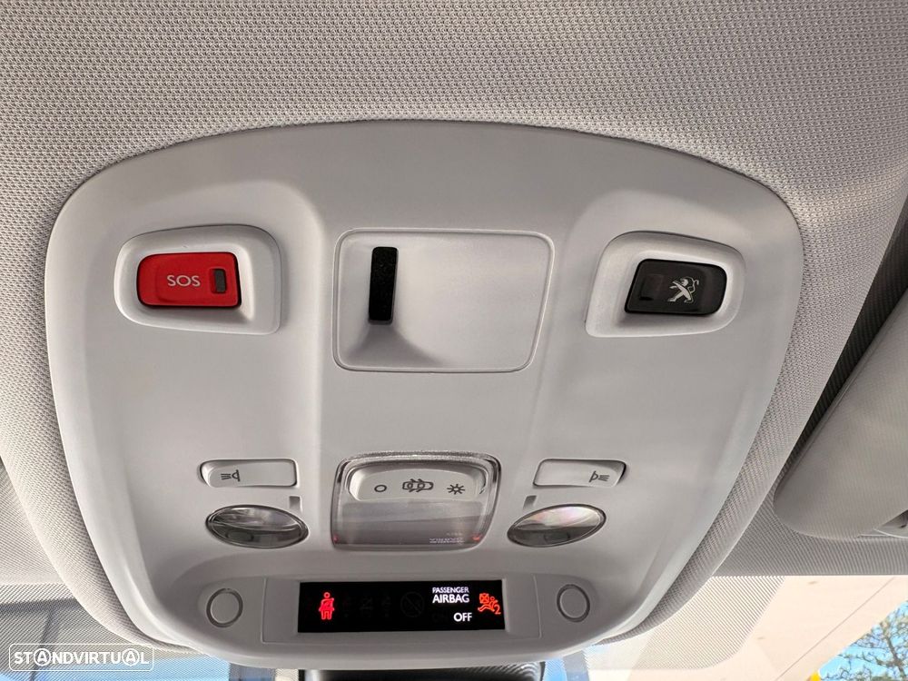 Peugeot 308 SW 1.5 BlueHDi Style - 24