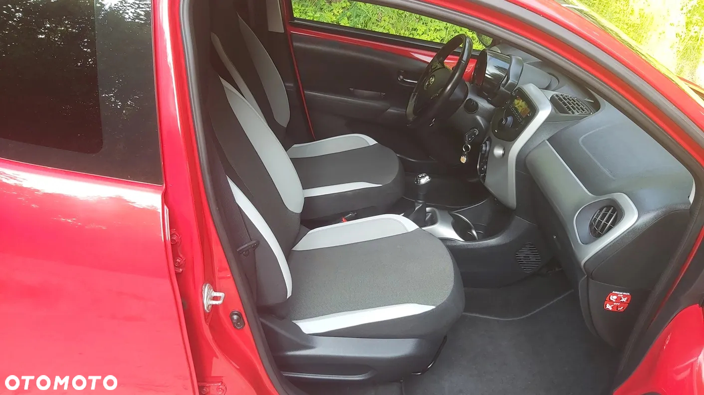 Toyota Aygo x-play - 23