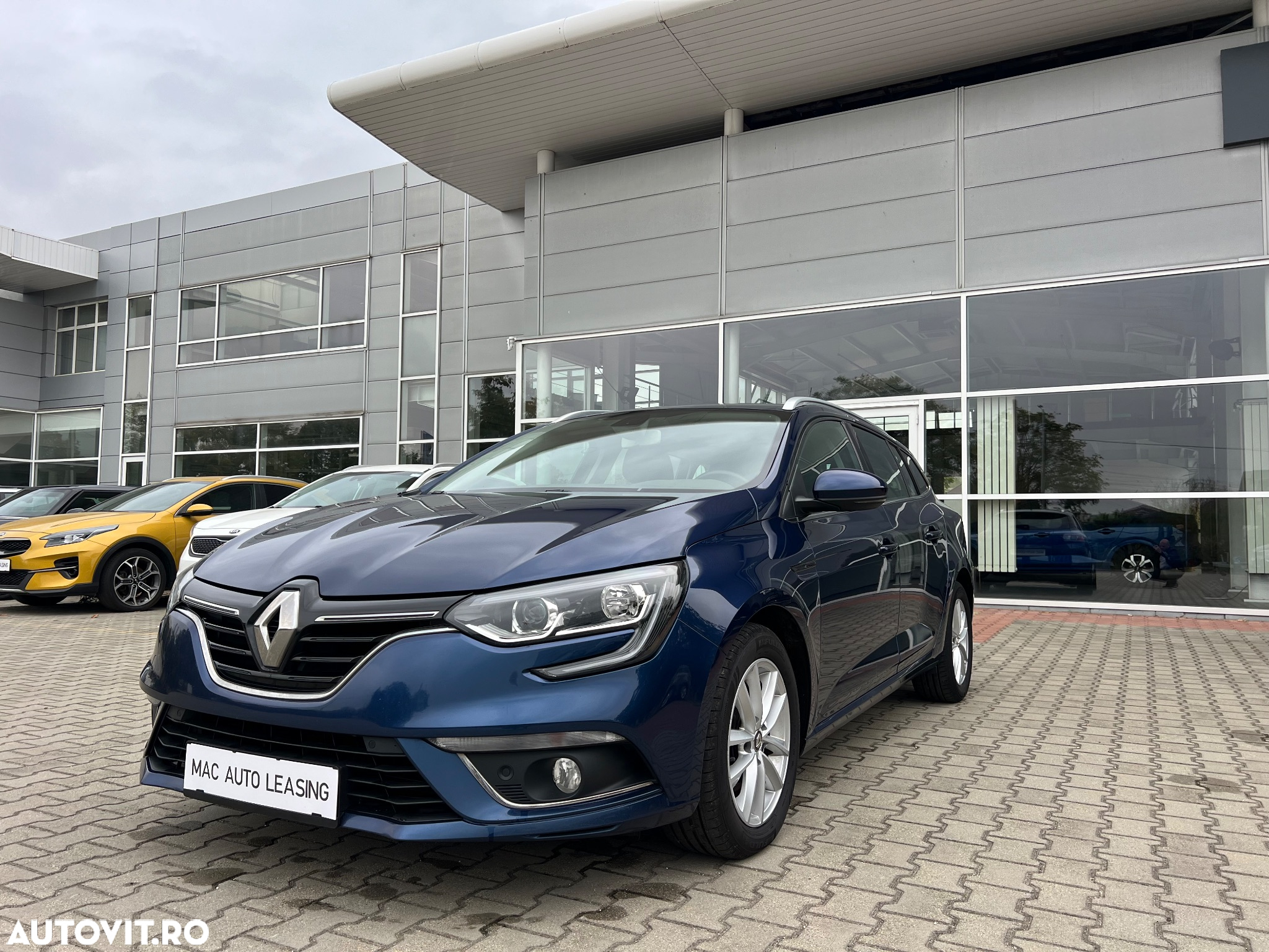 Renault Megane ENERGY dCi 110 BUSINESS - 9