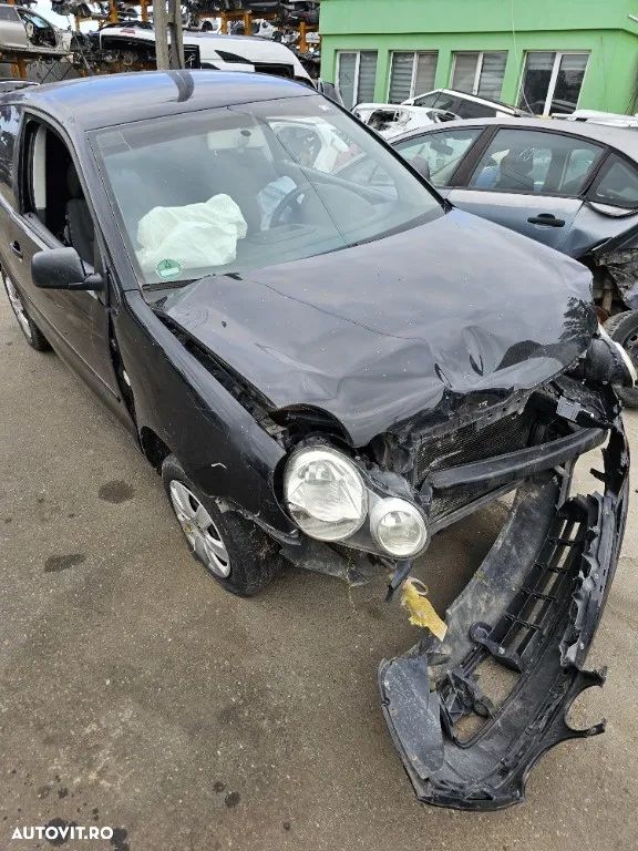 Dezmembrez Volkswagen Polo 9N 2003 motor 1.2 AZQ cutie de viteze manuala 5 trepte - 4