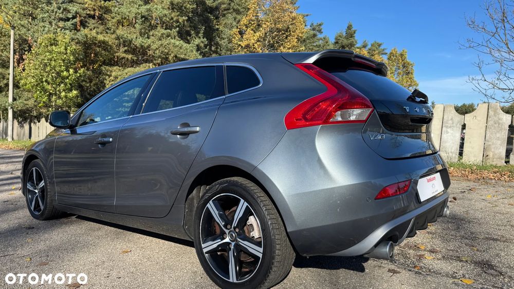 Volvo V40 D3 Geartronic RDesign - 6