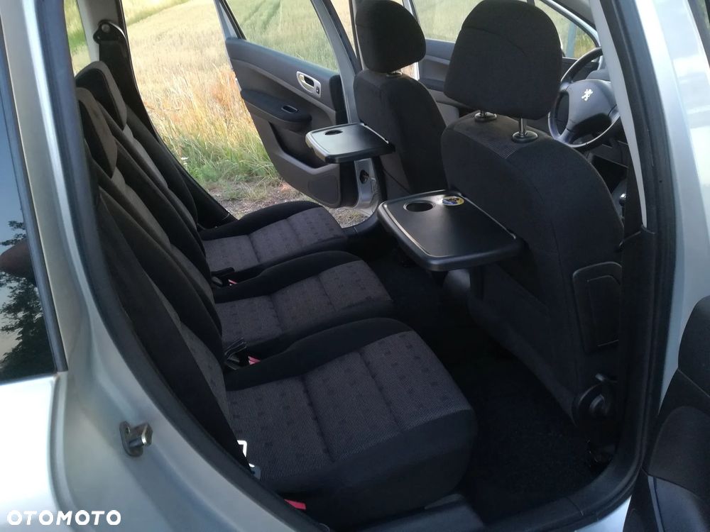 Peugeot 307 HDi 110 Premium - 12