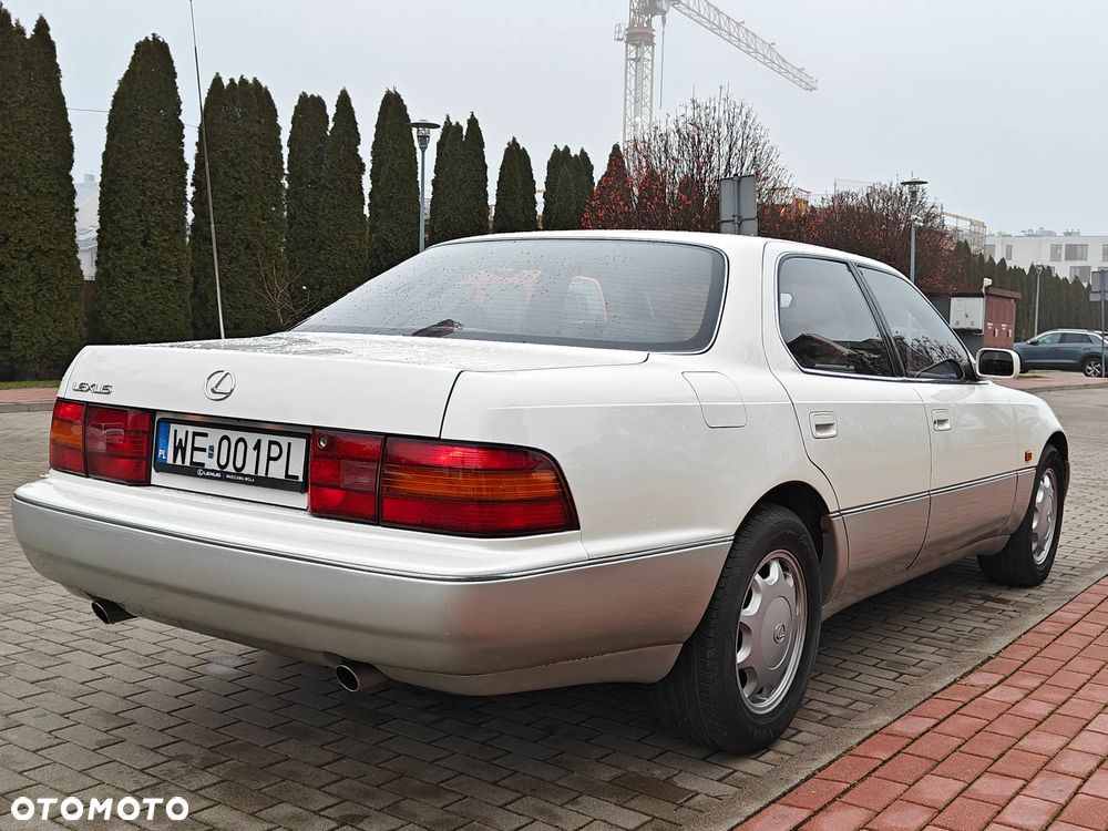 Lexus LS - 19