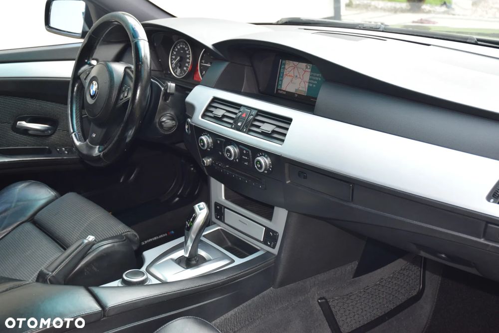 BMW Seria 5 520d - 35