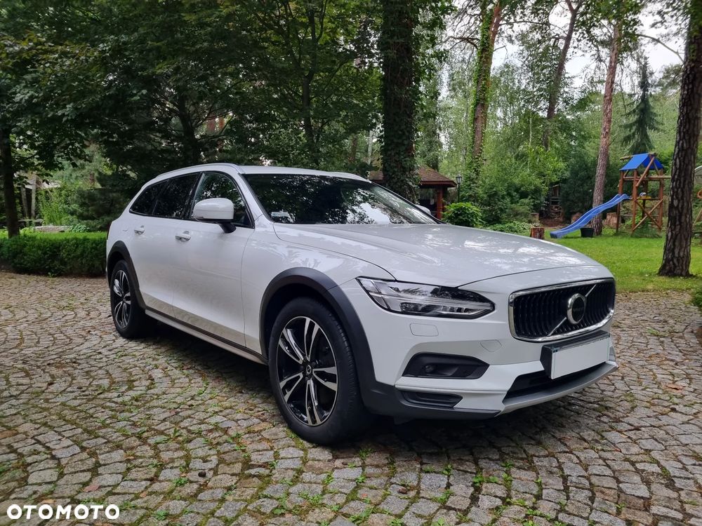 Volvo V90 Cross Country B5 D AWD Pro - 37