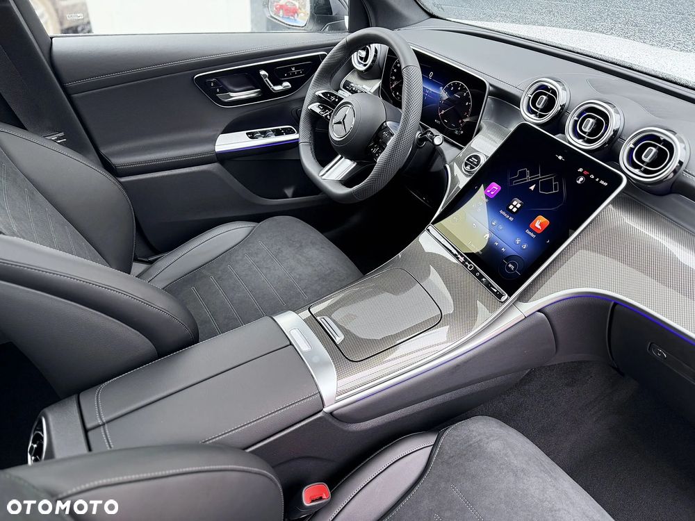 Mercedes-Benz GLC - 21