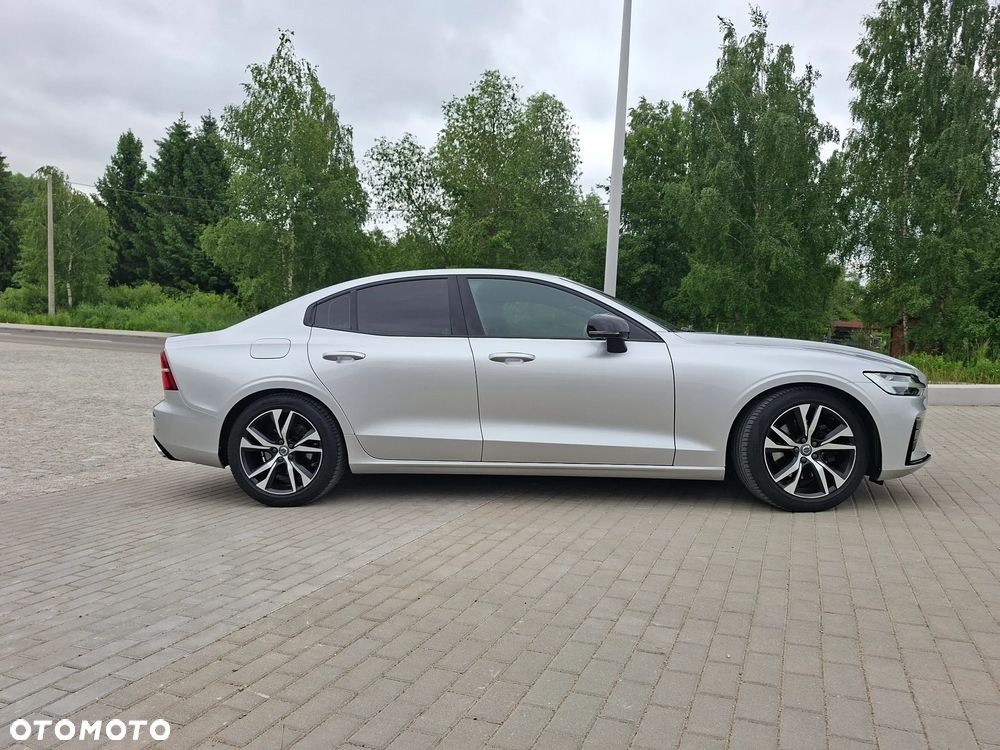 Volvo S60 T4 R-Design - 8
