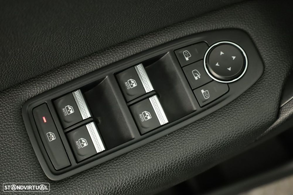 Renault Captur 1.0 TCe Techno Bi-Fuel - 22