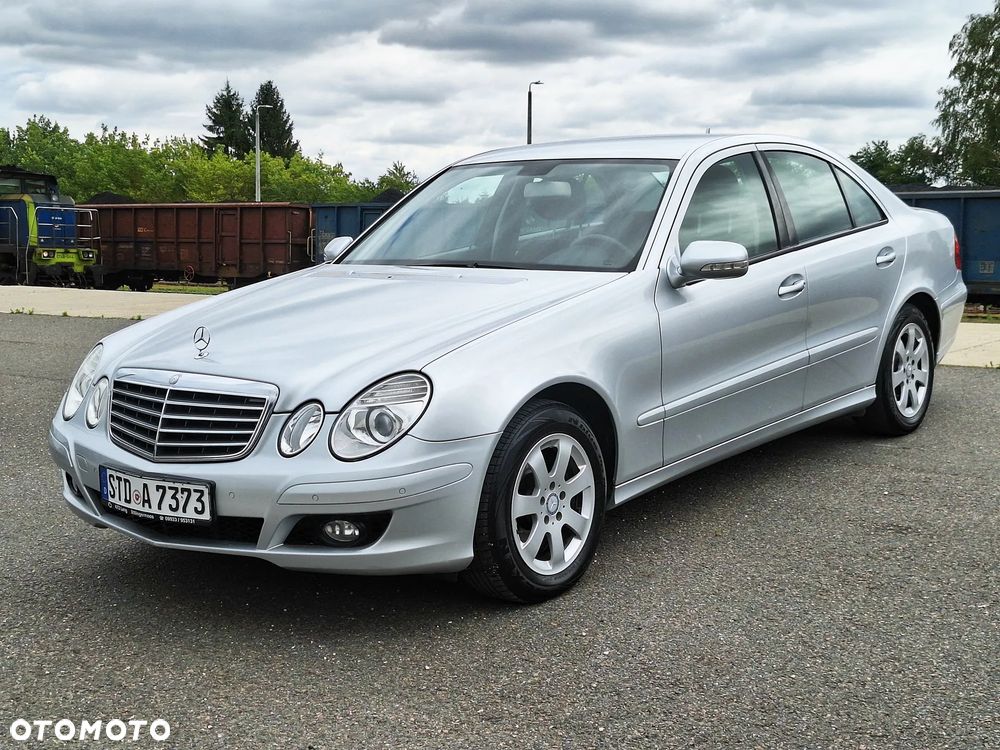 Mercedes-Benz Klasa E 200 CDI Classic DPF - 11