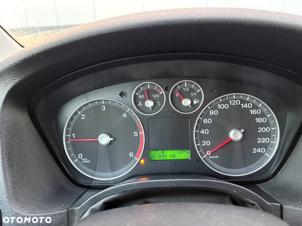 Ford Focus 1.8 TDCi Trend - 11