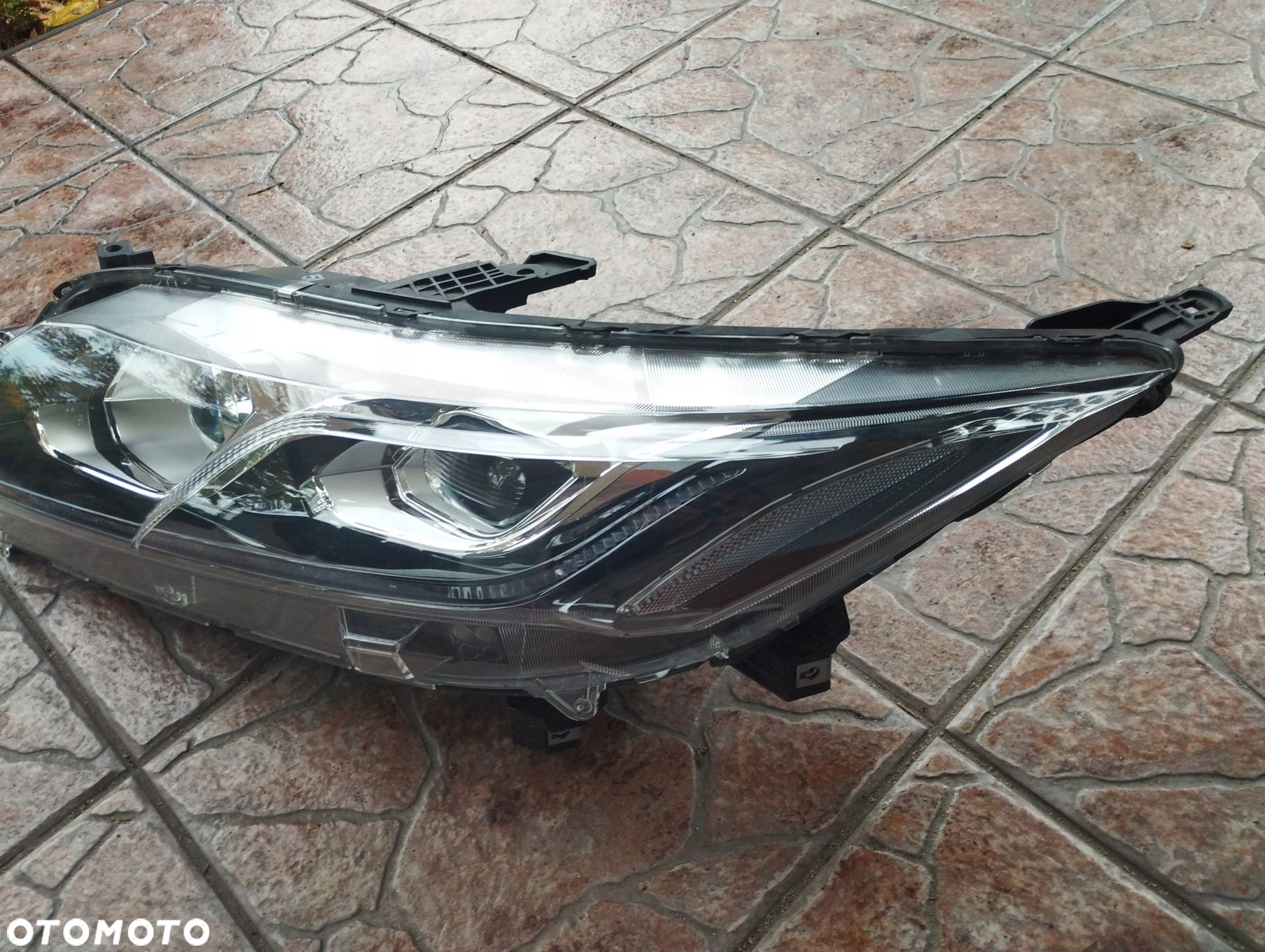 Lampa lewa soczewka + LED Mitsubishi Eclipse Cross - 3