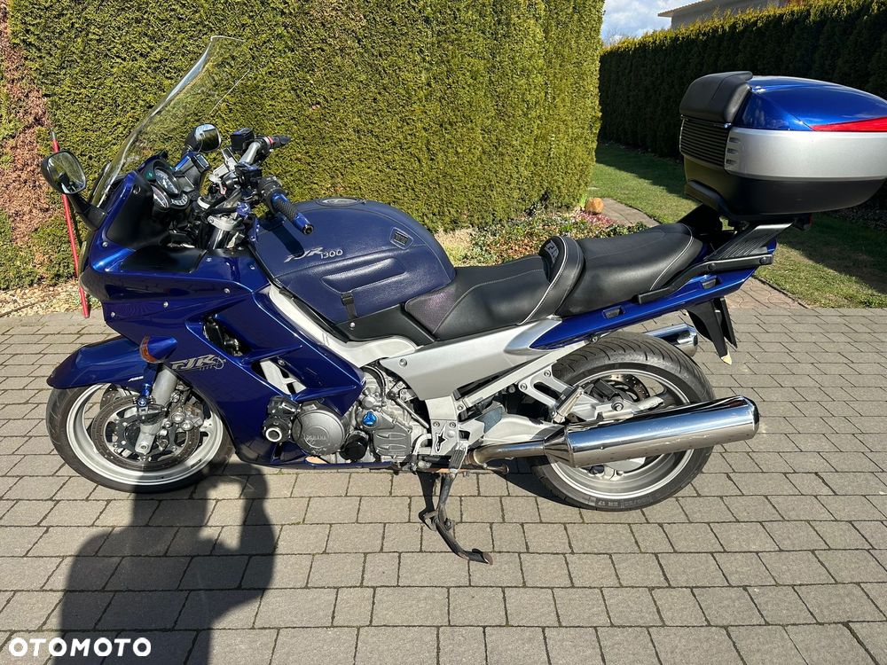 Yamaha FJR - 12