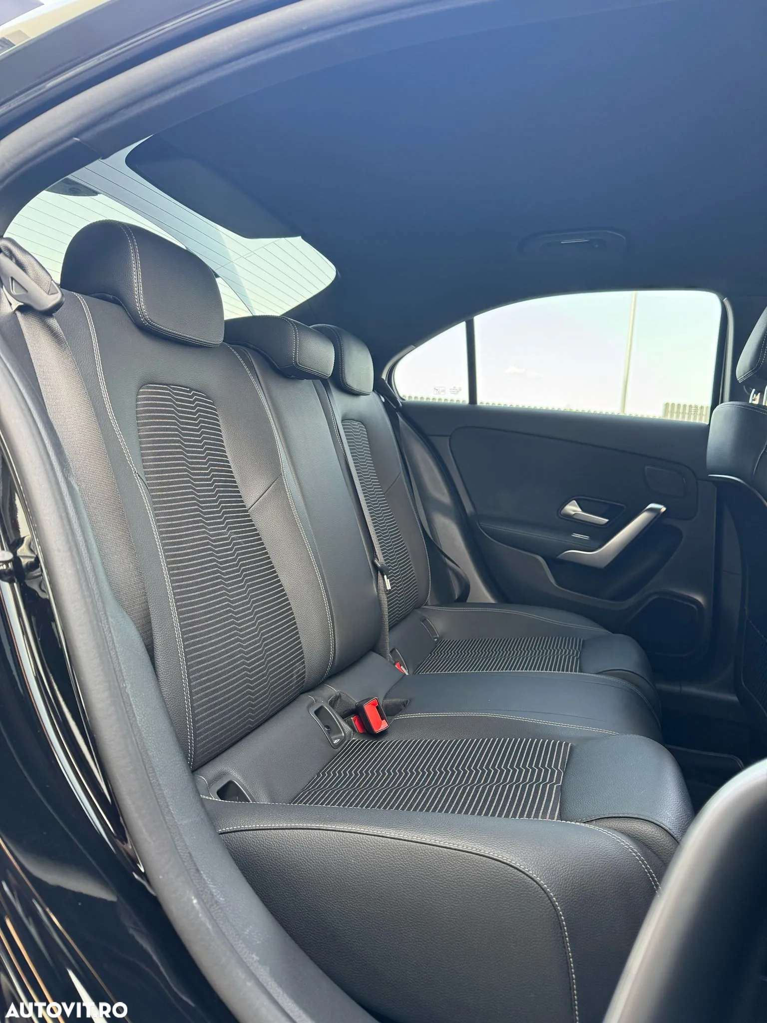 Mercedes-Benz A - 10