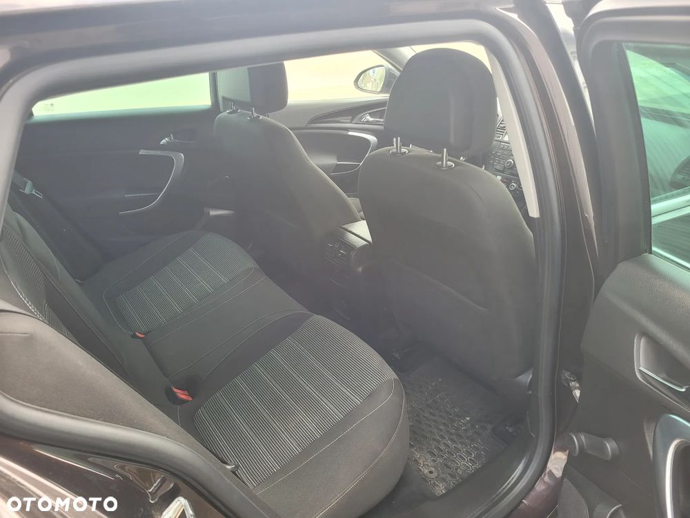 Opel Insignia - 14