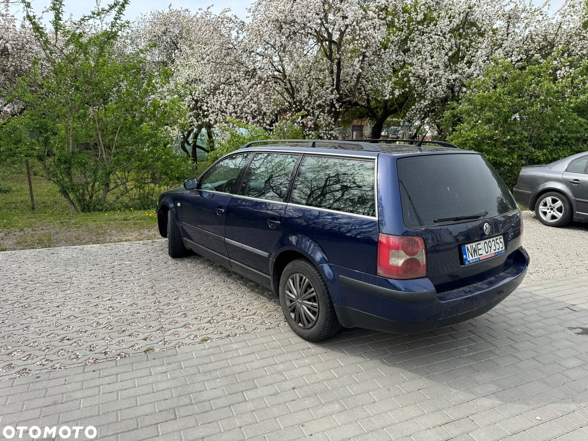 Volkswagen Passat 1.9 TDI Basis - 4