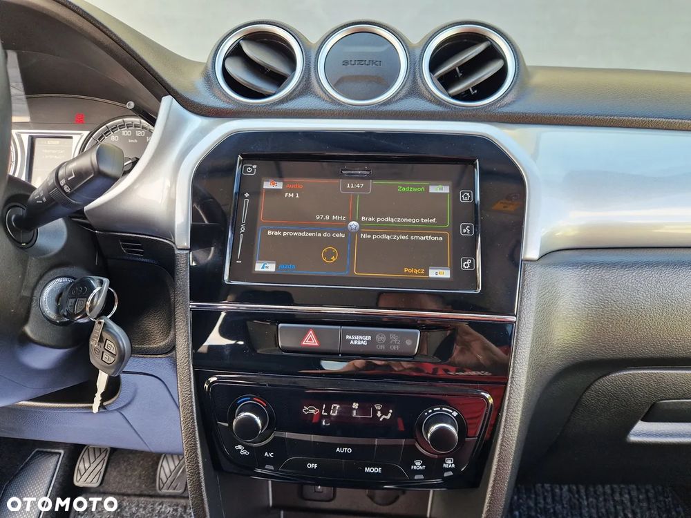 Suzuki Vitara 1.6 (4x4) Allgrip Comfort+ - 28