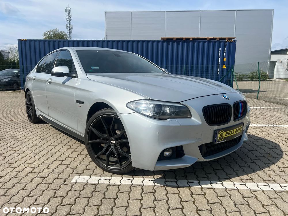 BMW Seria 5 528i xDrive - 1