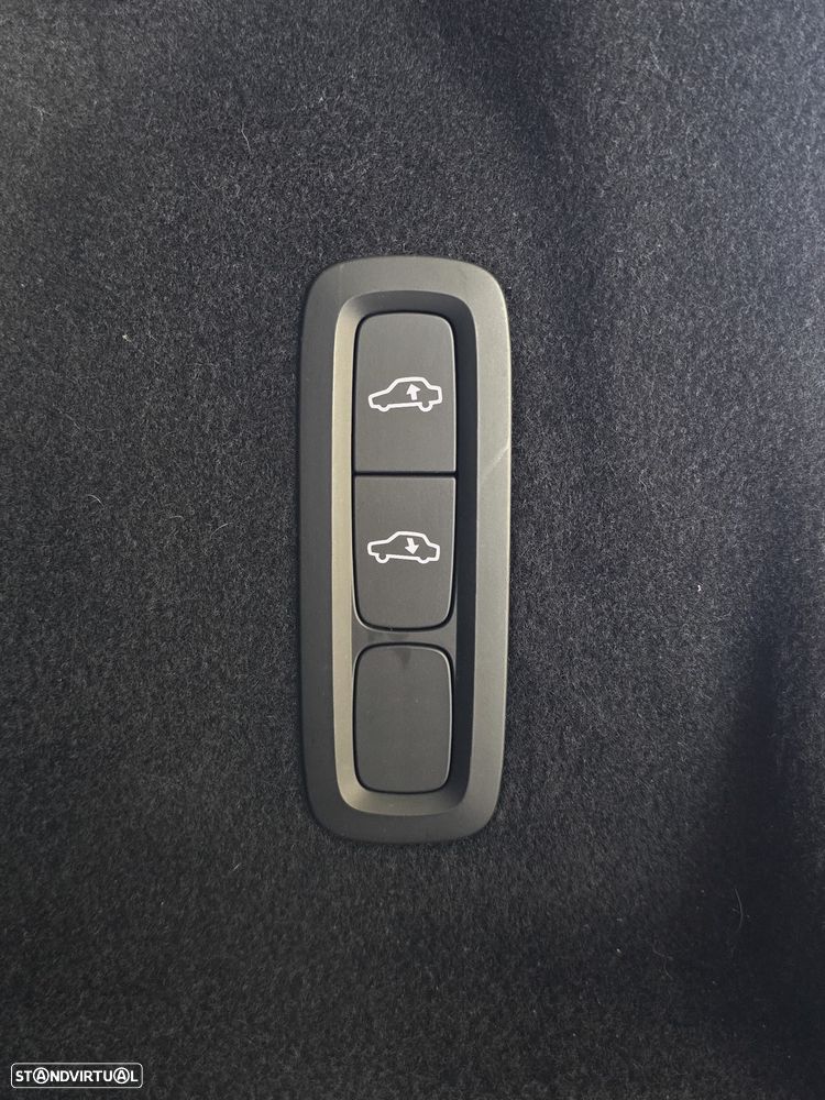 Volvo XC 40 - 23
