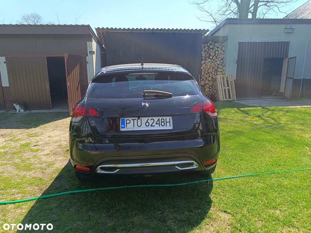 Citroën DS4 e-HDi 115 Chic - 4