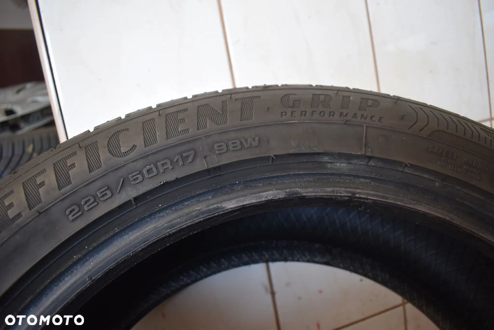 R17 225/50 Goodyear Efficient Grip Performance Cena za parę - 5