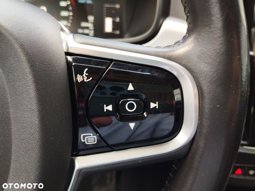 Volvo V90 D5 AWD Momentum - 15