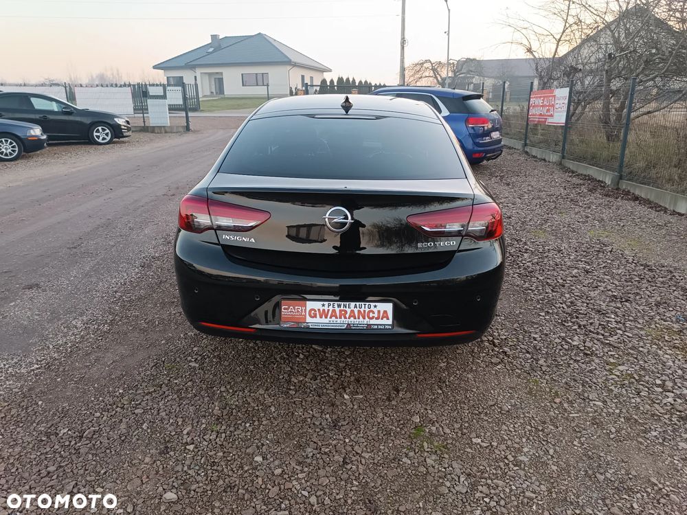 Opel Insignia - 22