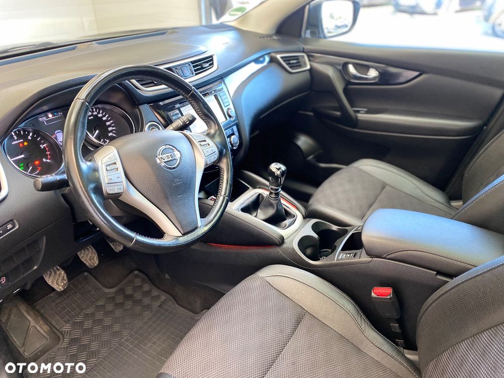 Nissan Qashqai 1.6 dCi Tekna - 8