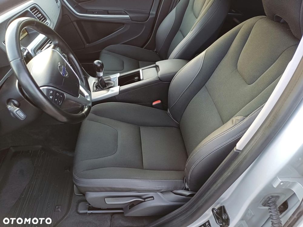 Volvo V60 - 18