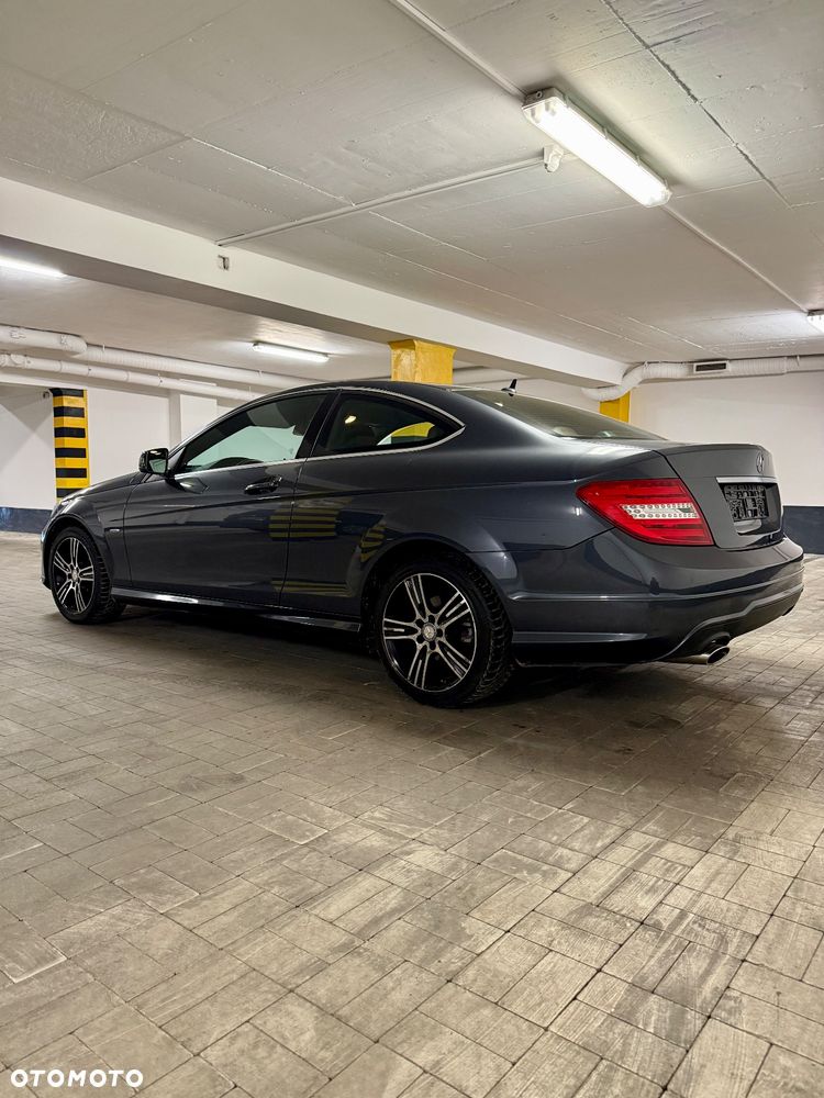 Mercedes-Benz Klasa C 180 Edition - 7