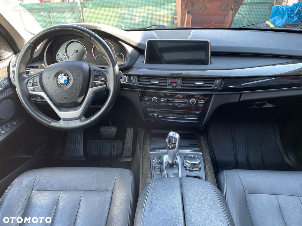 BMW X5 xDrive35i - 6