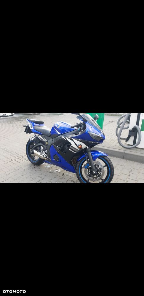 Yamaha R6 - 8