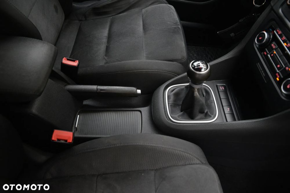 Volkswagen Golf 1.4 TSI BMT Highline Perfectline - 38