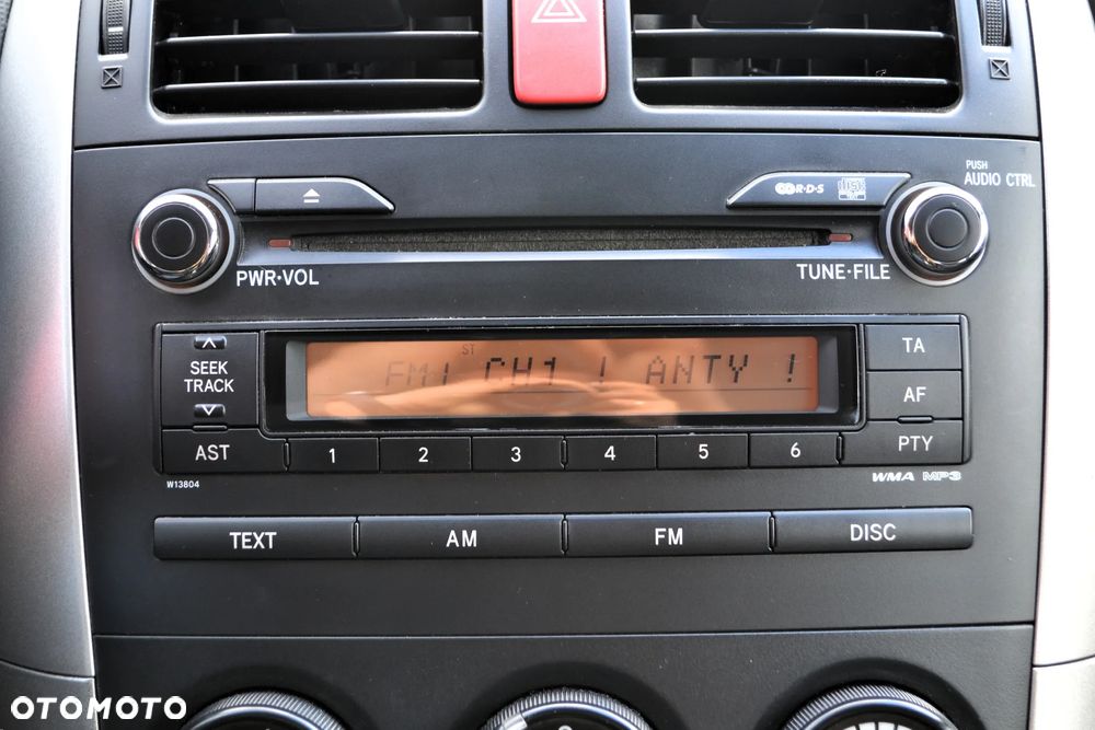 Toyota Auris 1.4 D-4D Luna - 18