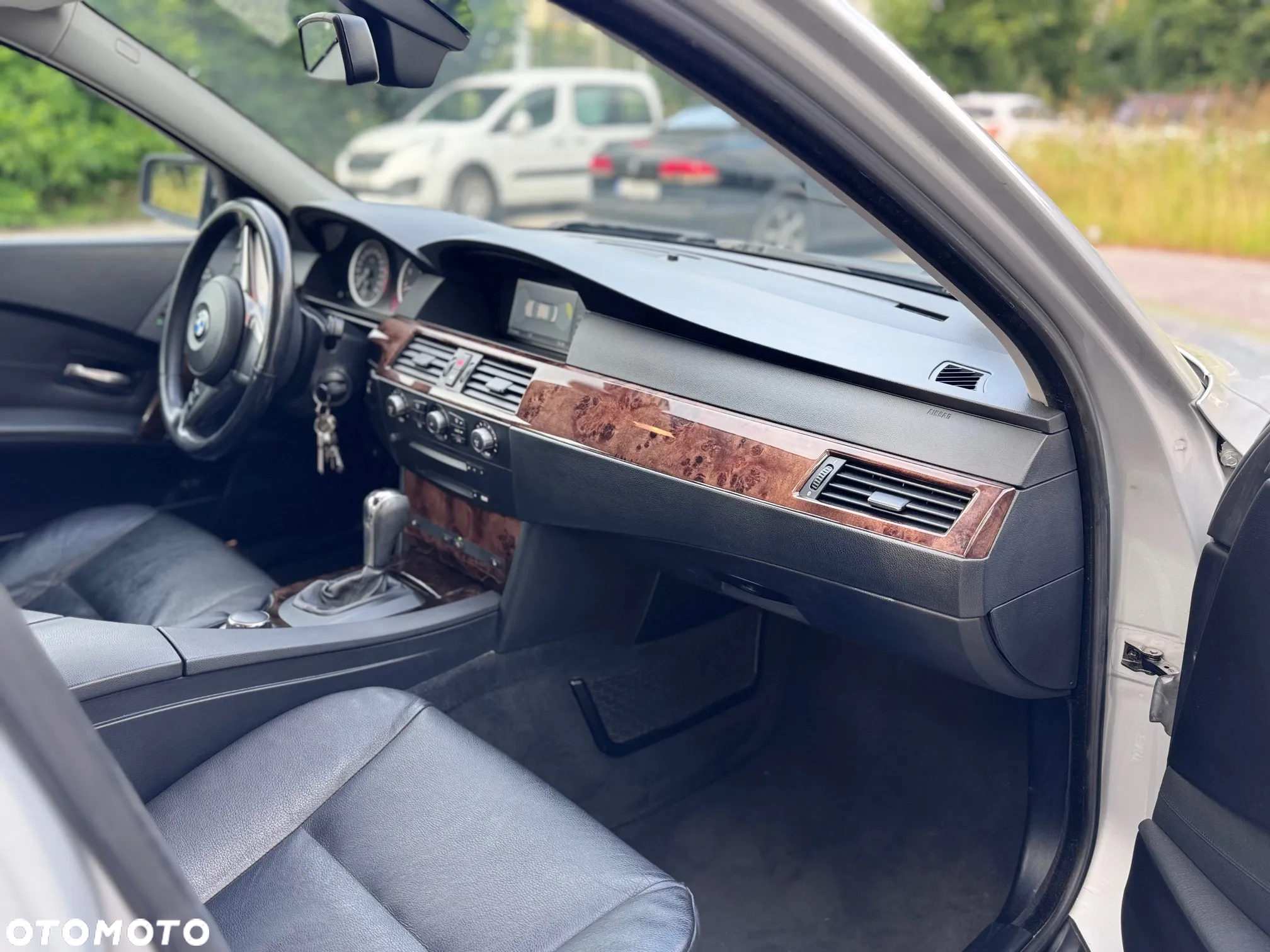 BMW Seria 5 530i - 14