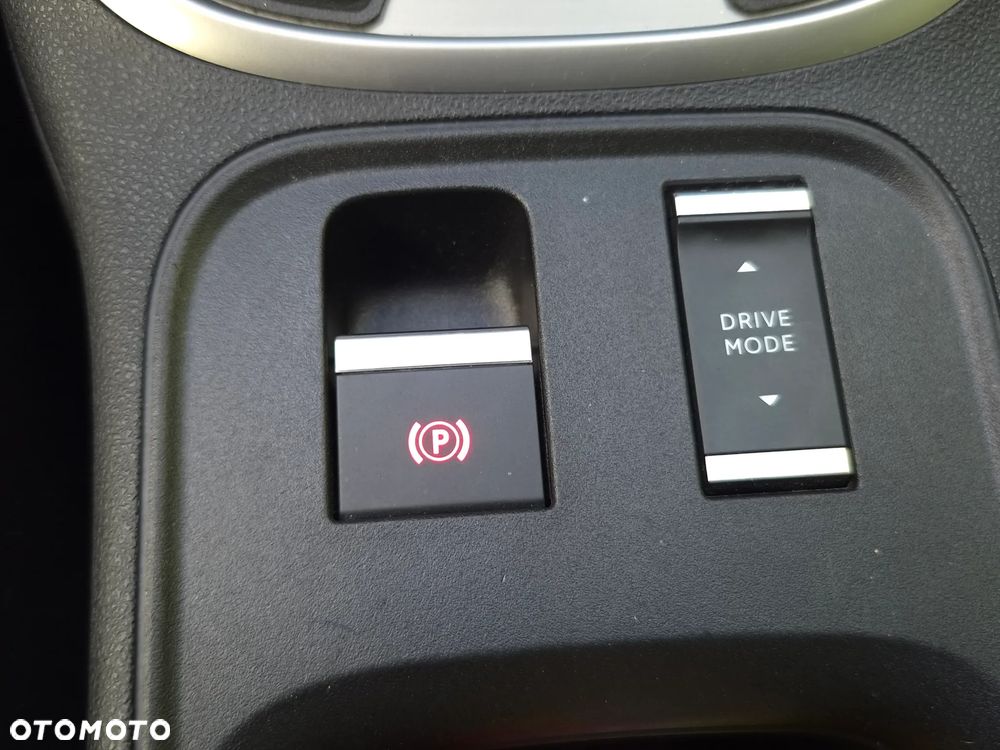 Jeep Avenger 54kWh Summit - 18